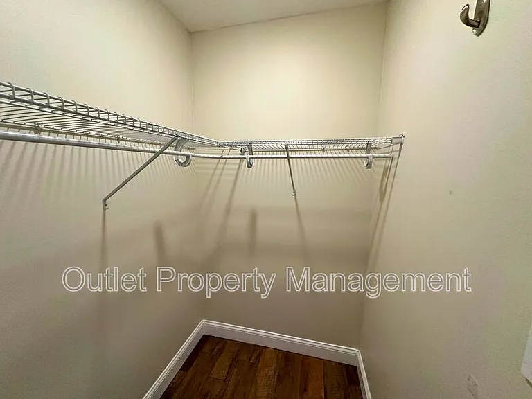 133 E Concord St #A — Photo 20