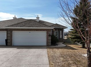 6604 Sandin Cv NW, Edmonton, AB T6R0G2