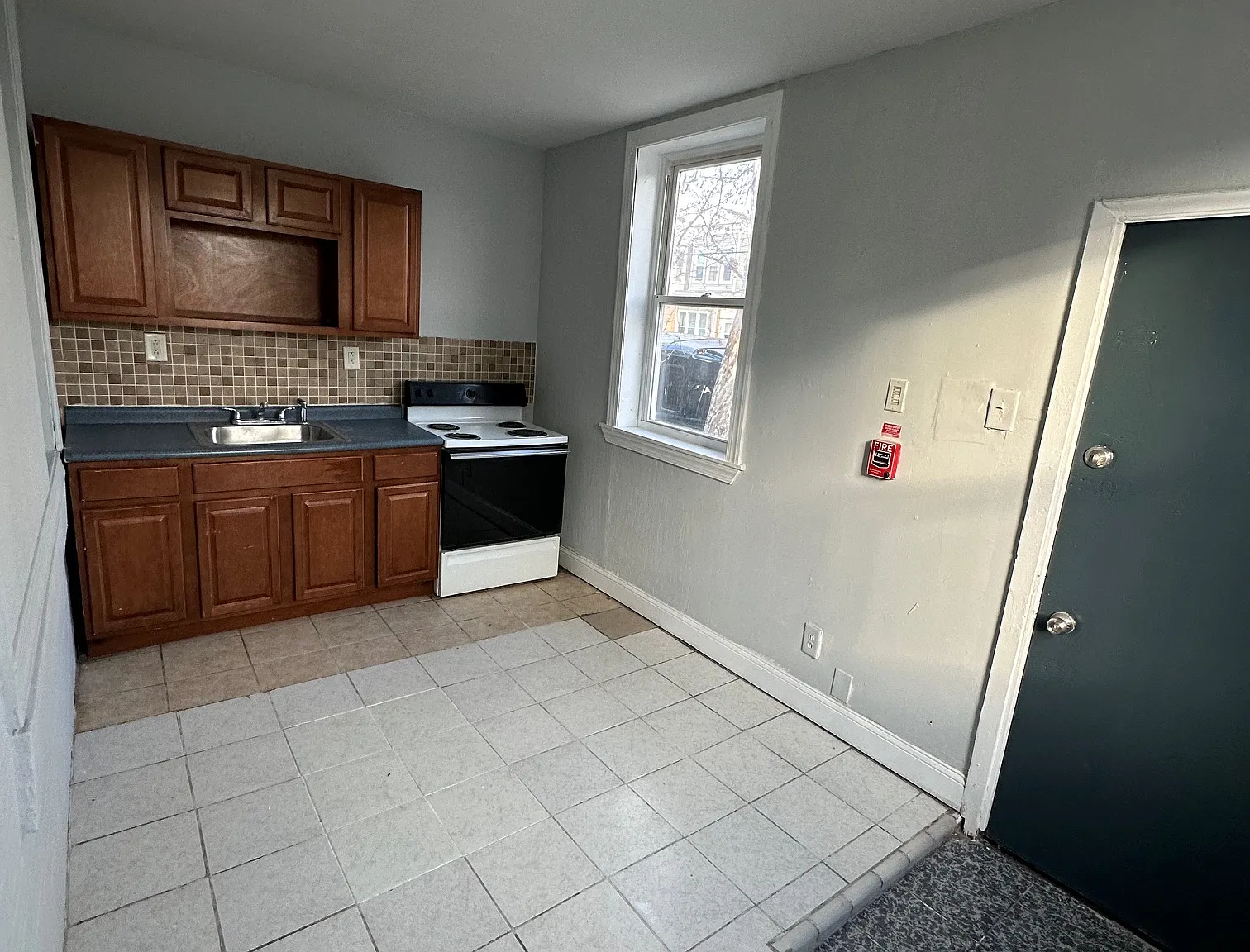 Studio, 530 sqft, $795 — Photo 4