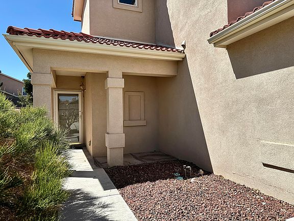 4th image of 8020 Vinemont Pl NW