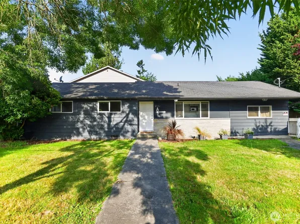 8526 8th Avenue W #A, Everett, WA 98204