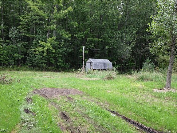 3rd image of 740 Footville Richmond Rd E