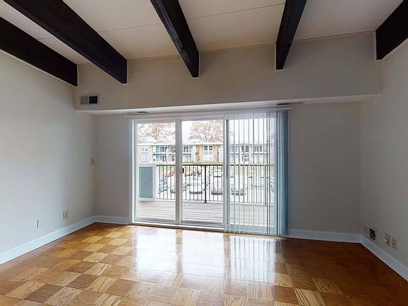 2nd image of 400 Engamore Ln APT 208