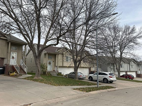 3rd image of 6518 S 117th St