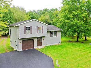 2405 Wood Lenhart Rd, Leavittsburg, OH 44430
