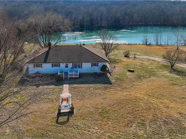 20712 Carpet Barn Rd, Lincoln, MO 65338
