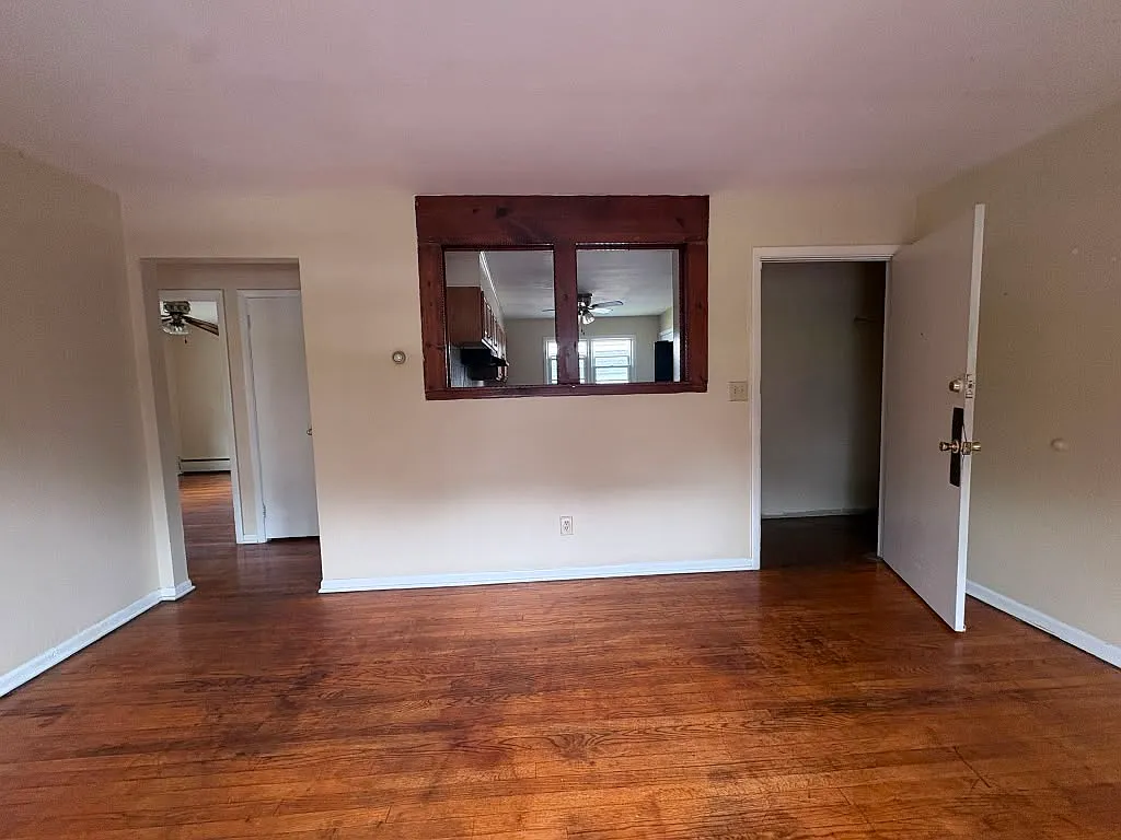 2 bed, $1,575 — Photo 3