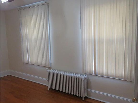 5th image of 175 Webster Ave #1