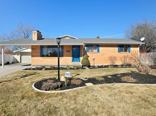 7842 S Millerberg Dr, Sandy, UT 84070