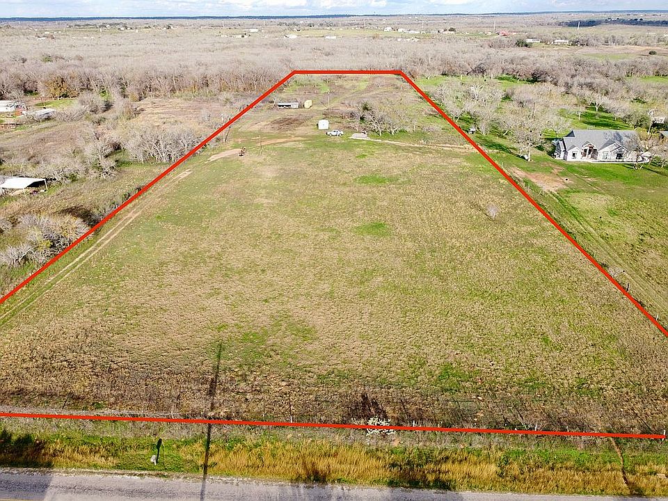 2nd image of 2318 Warncke Rd