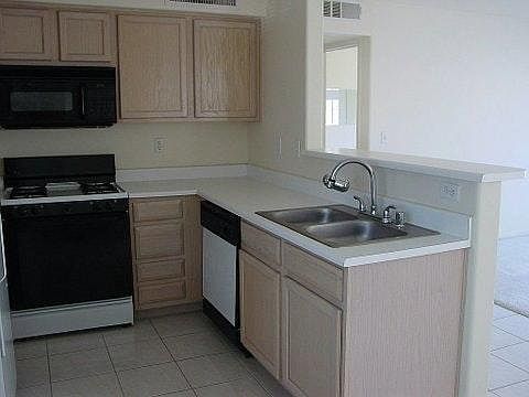5th image of 5244 Mandalay Springs Dr