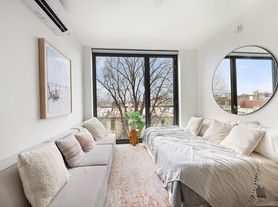12 Halsey St