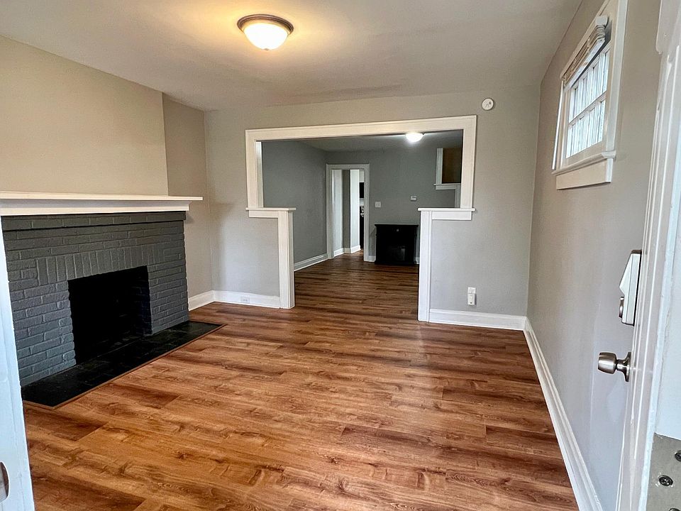Living room into dining room