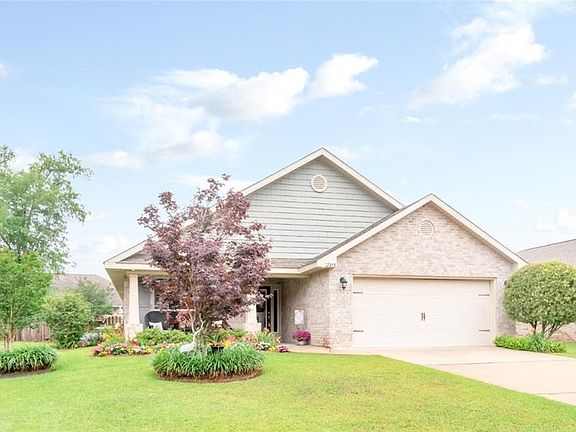 2nd image of 27345 Elise Ct