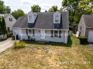 943 Kinnear Rd, Columbus, OH 43212