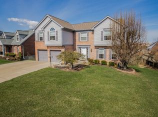 2230 Forest Pond Dr, Hebron, KY 41048