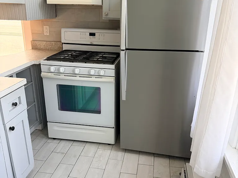 207 E Church St #1B — Photo 10