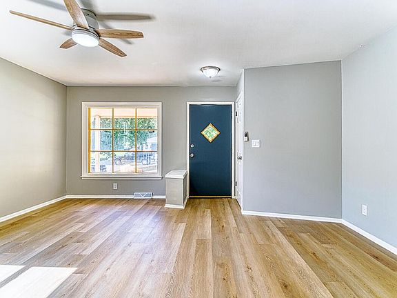 3rd image of 6622 N 51st STREET