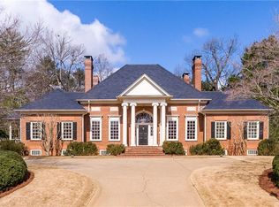 860 Powers Lake Dr, Sandy Springs, GA 30327