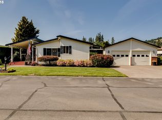 34733 Devonshire Dr, Eugene, OR 97405