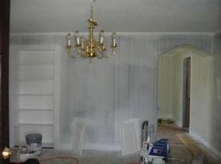 401 Conway Ave, Laurens, SC 29360