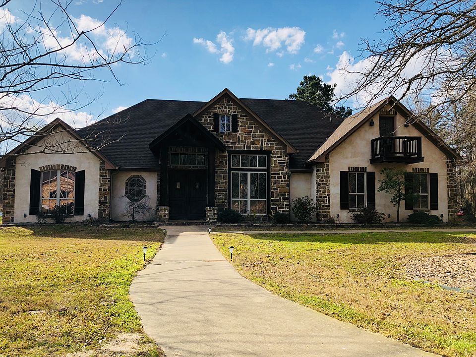 1st image of 10858 Deer Creek Dr