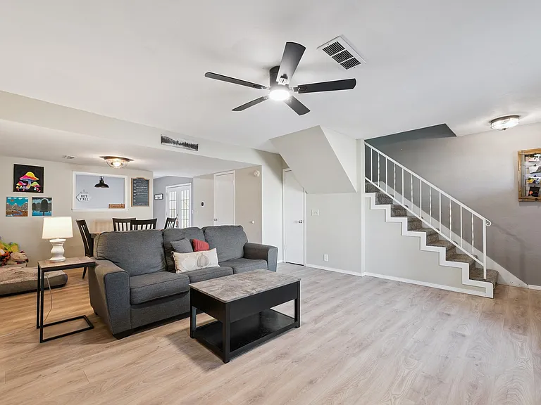 9605 Hefner Village Blvd — Photo 7