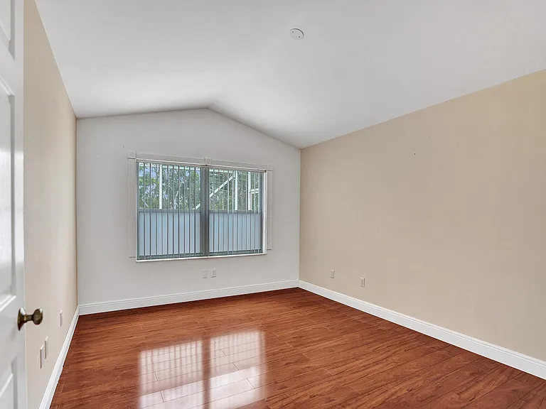 6817 Barnwell Dr — Photo 12