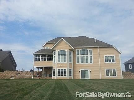 2nd image of 10108 S Macintosh Ln