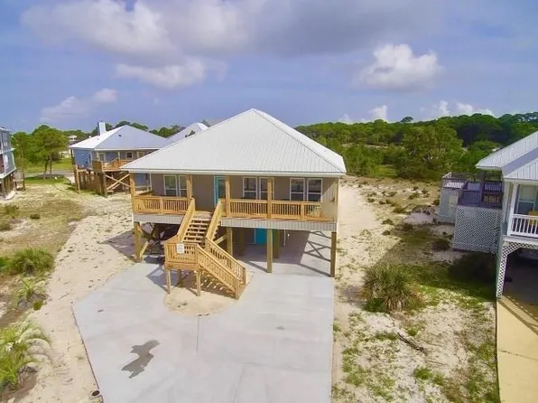 201 Arias Ct, Dauphin Island, AL 36528