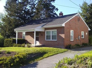 991 E Washington St, Strasburg, VA 22657