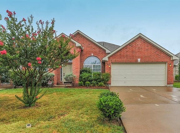 2nd image of 2709 Whisper Ct