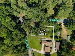 207 S Poplar St, Seneca, SC 29678