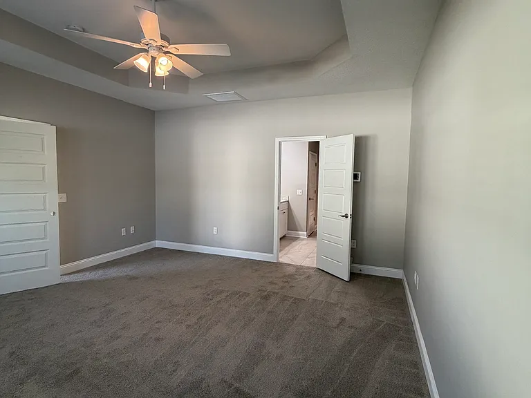 148 The Villas Way — Photo 39