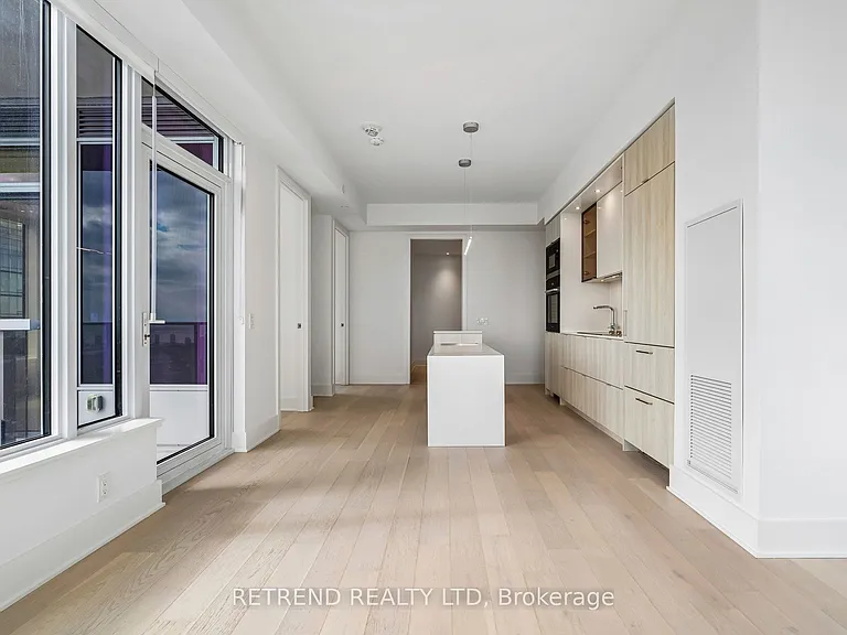 11 Yorkville Ave #5709 — Photo 15