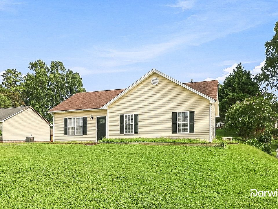 1st image of 1109 Crescent Way