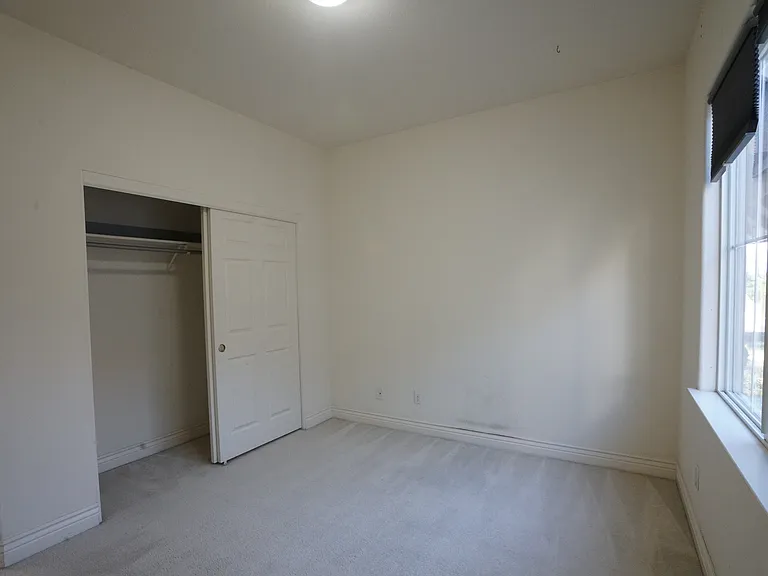 2207 Spanish Ct — Photo 12