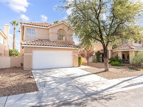 4th image of 2432 Ginger Lily Ln