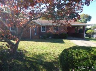 1906 Foley Ave, Parkersburg, WV 26104