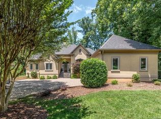5118 Piper Glen Dr, Charlotte, NC 28277