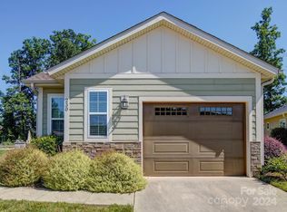 230 Flat Rock Dr, Denver, NC 28037