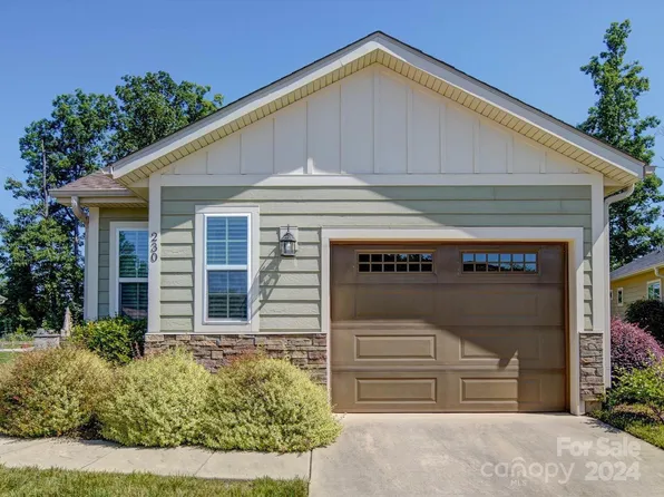 230 Flat Rock Dr, Denver, NC 28037