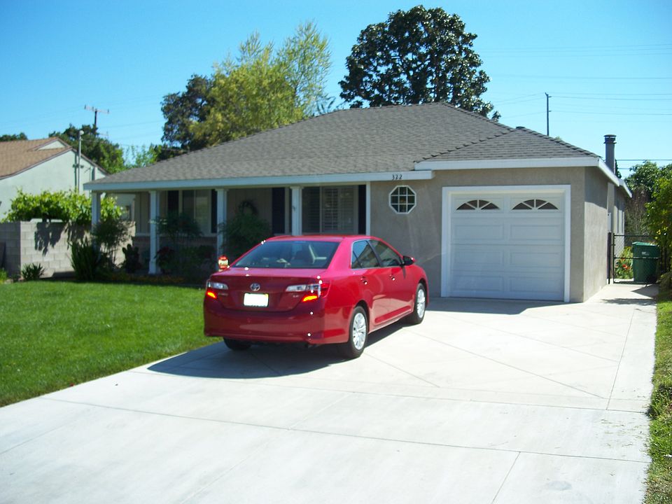 1st image of 322 E Newman Ave