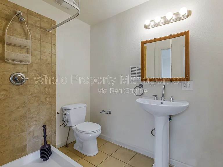 1577 Chase St — Photo 17