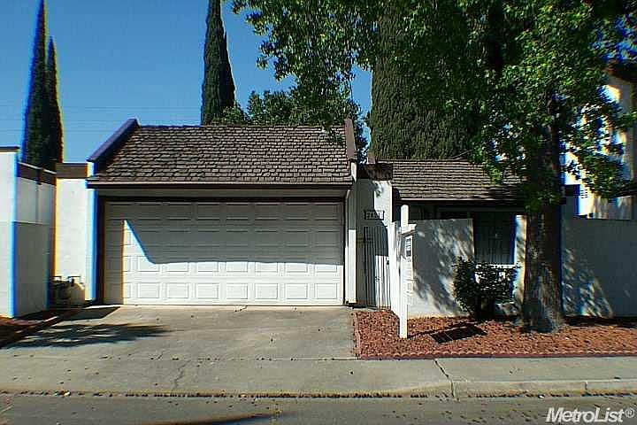 1st image of 2621 El Charro Dr