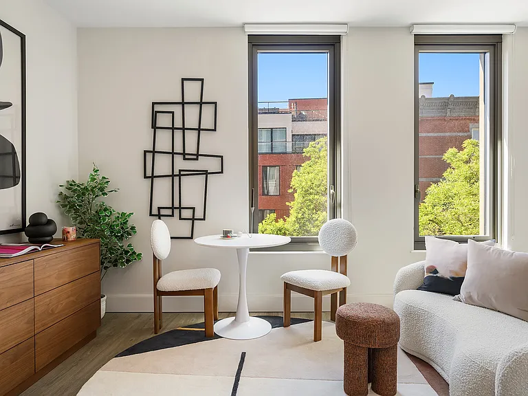 65 Dupont St #802 — Photo 4