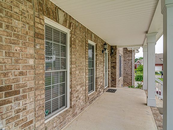 2nd image of 226 Cullom Way