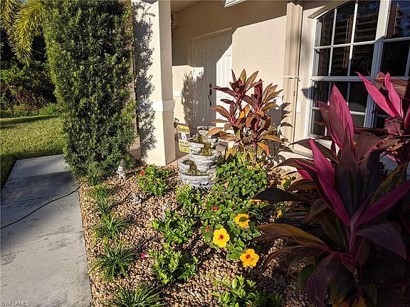 3rd image of 918 Angelo Ave