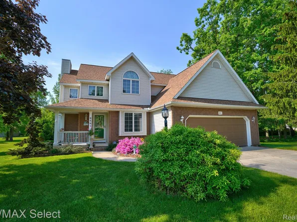 9491 Hill Rd, Swartz Creek, MI 48473