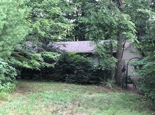 67308 16th Ave, South Haven, MI 49090